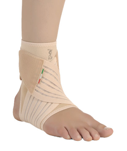 CAVIGLIERA 8 LIGHT CON BENDAGGIO SKIN MEDIUM